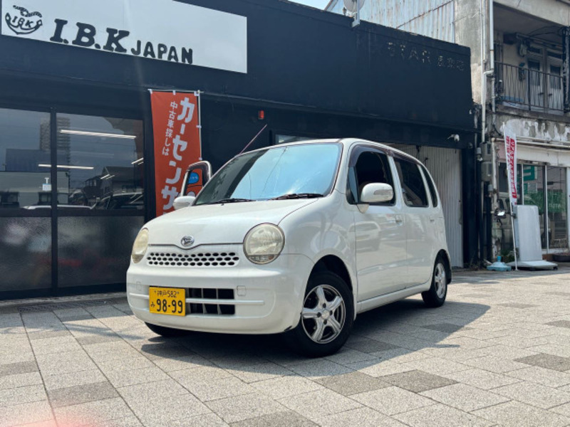 DAIHATSU MOVE LATTE
