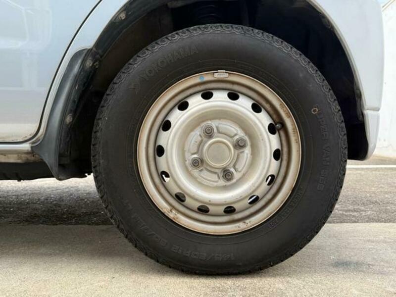 MINICAB VAN