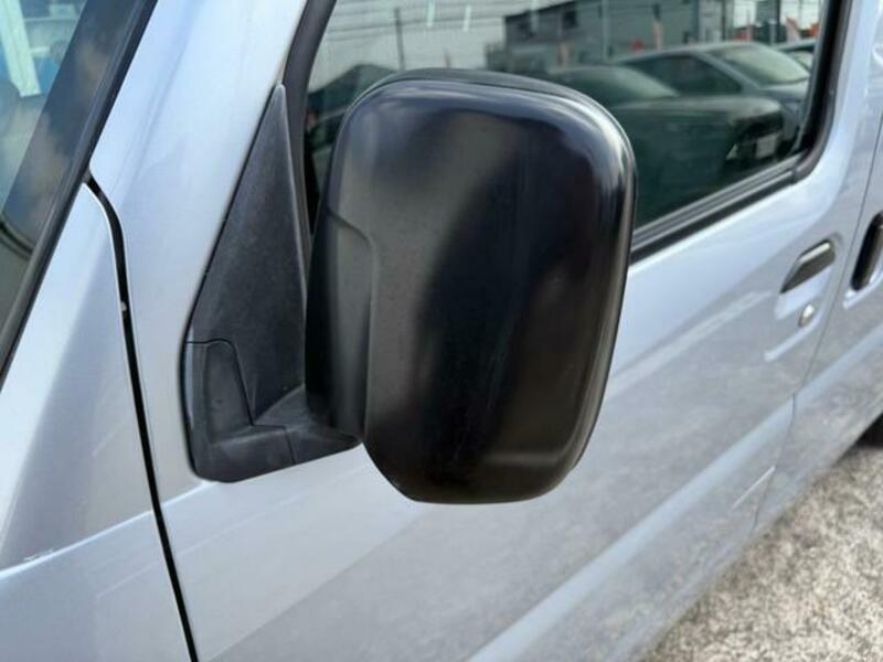 MINICAB VAN