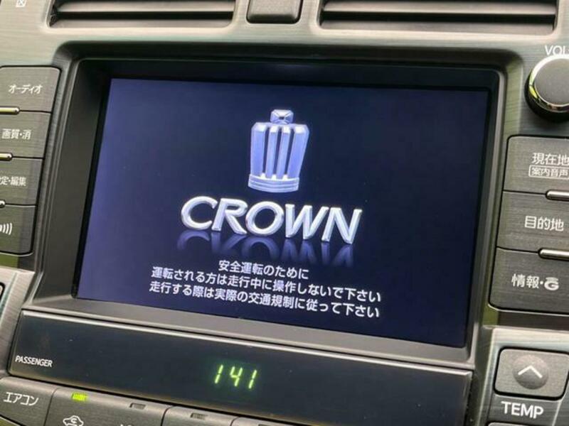 CROWN