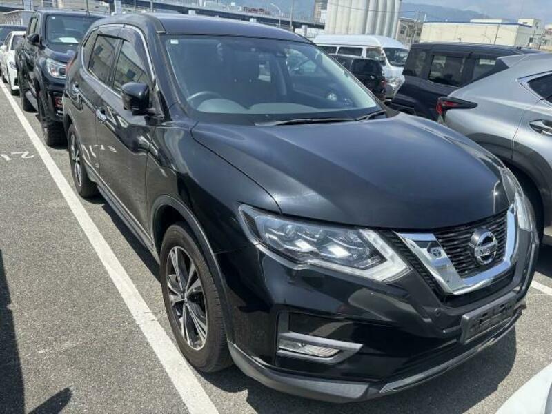 X-TRAIL