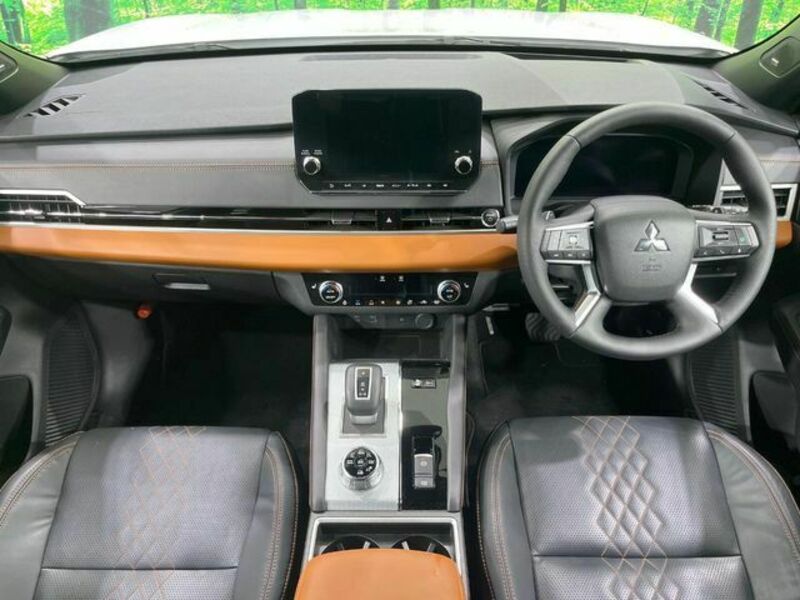 OUTLANDER PHEV