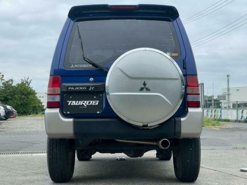 PAJERO MINI