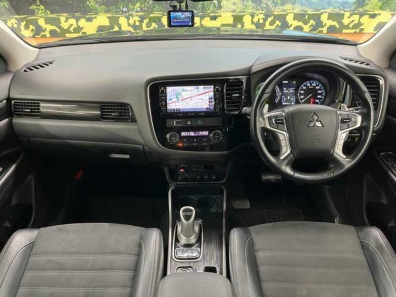 OUTLANDER PHEV