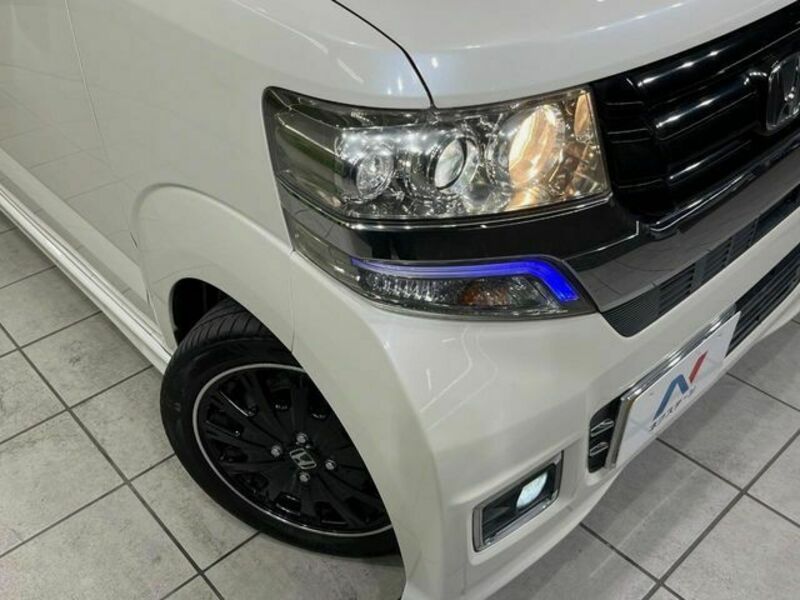 N BOX CUSTOM