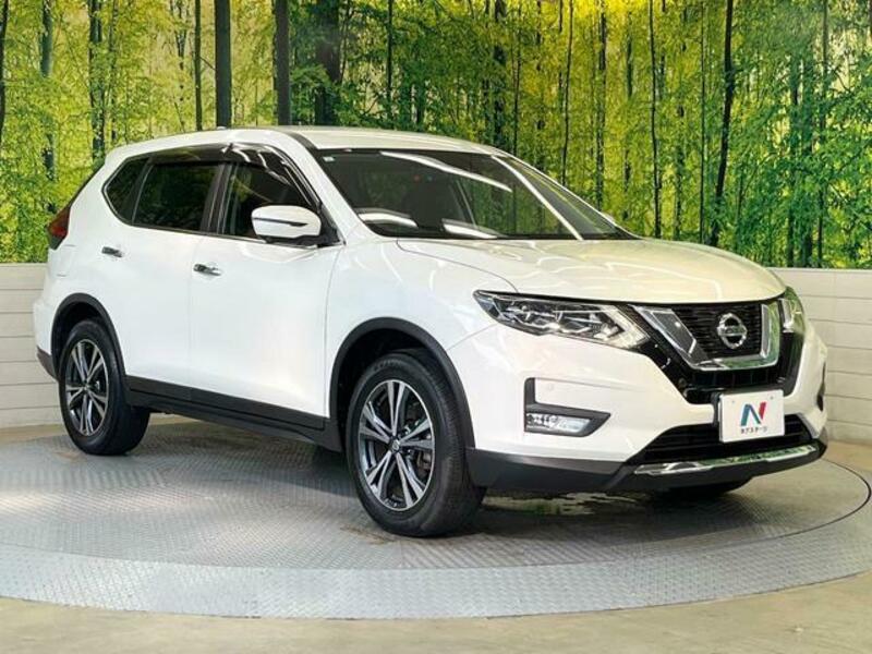 X-TRAIL