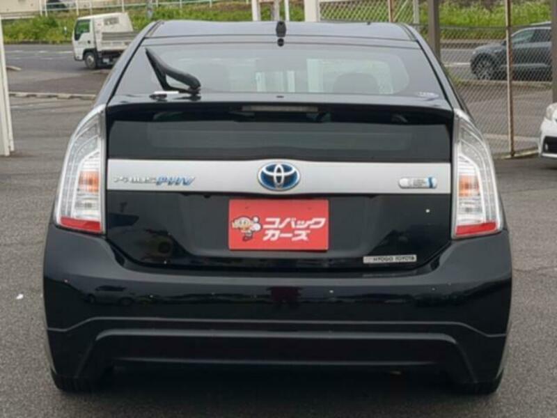PRIUS PHV