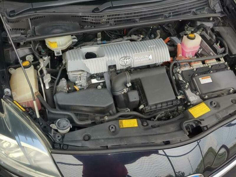 PRIUS PHV