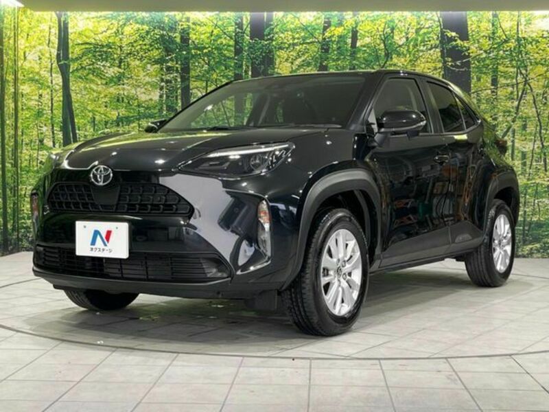 YARIS CROSS