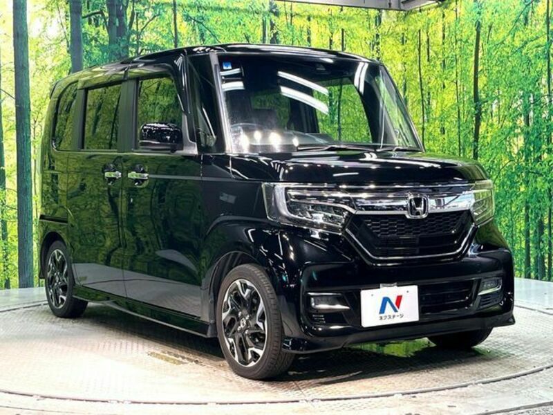 N BOX CUSTOM