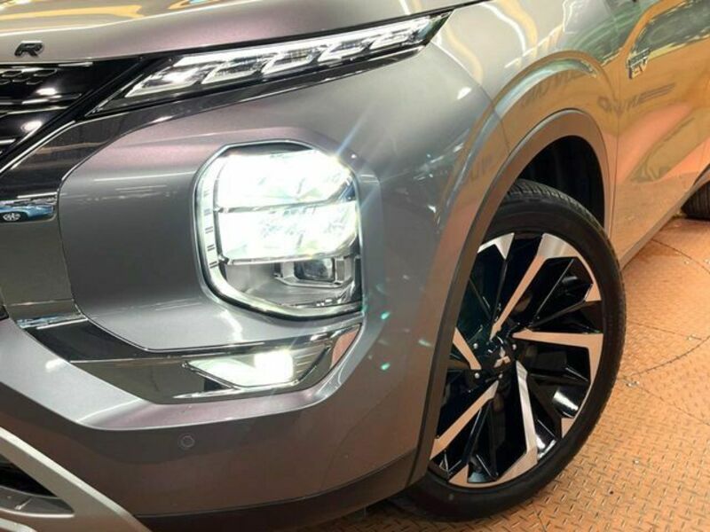 OUTLANDER PHEV