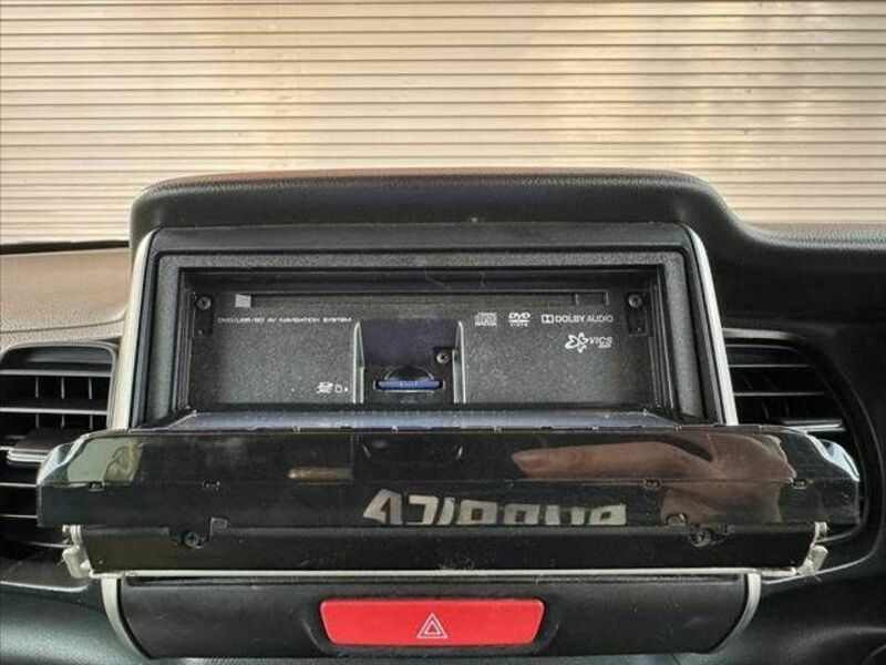 N BOX