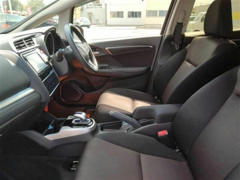 FIT HYBRID