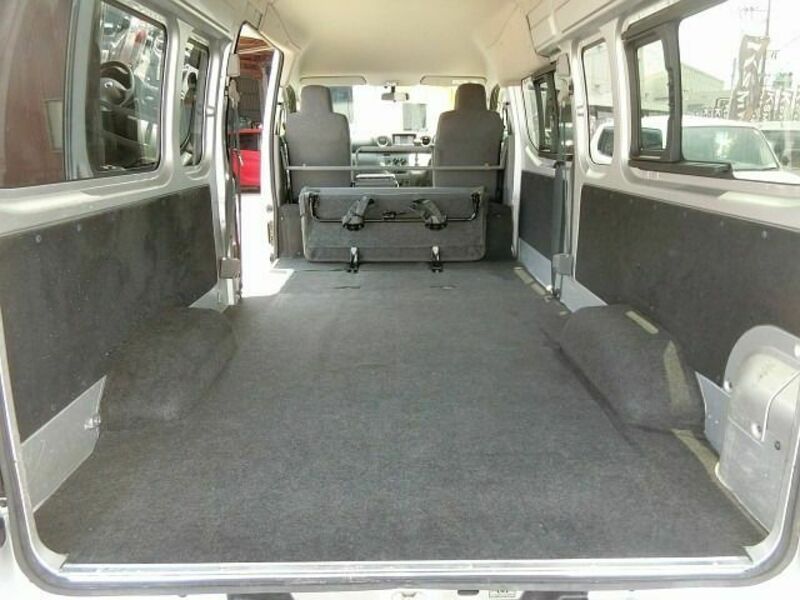 NV350 CARAVAN