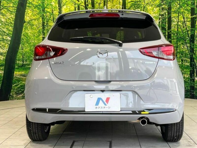MAZDA2