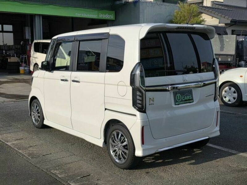 N BOX CUSTOM
