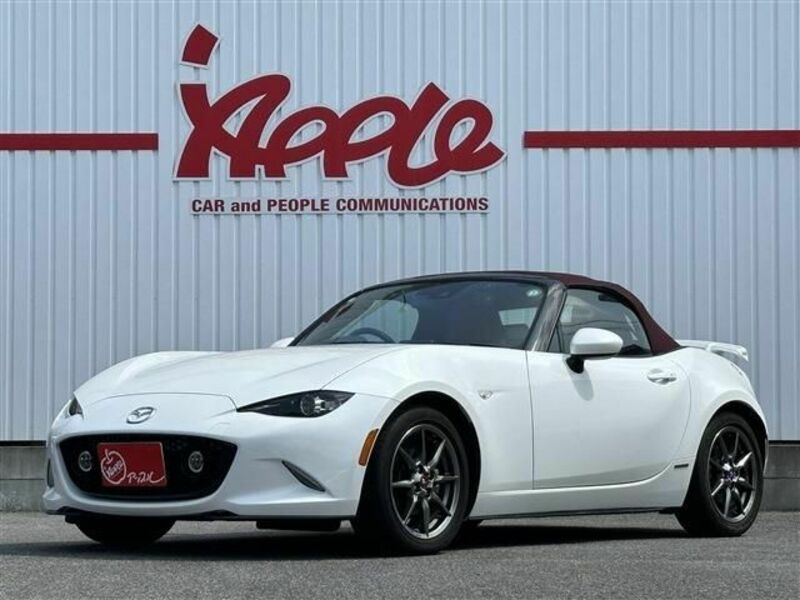 ROADSTER-0