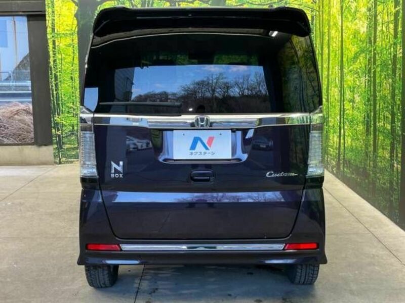 N BOX CUSTOM
