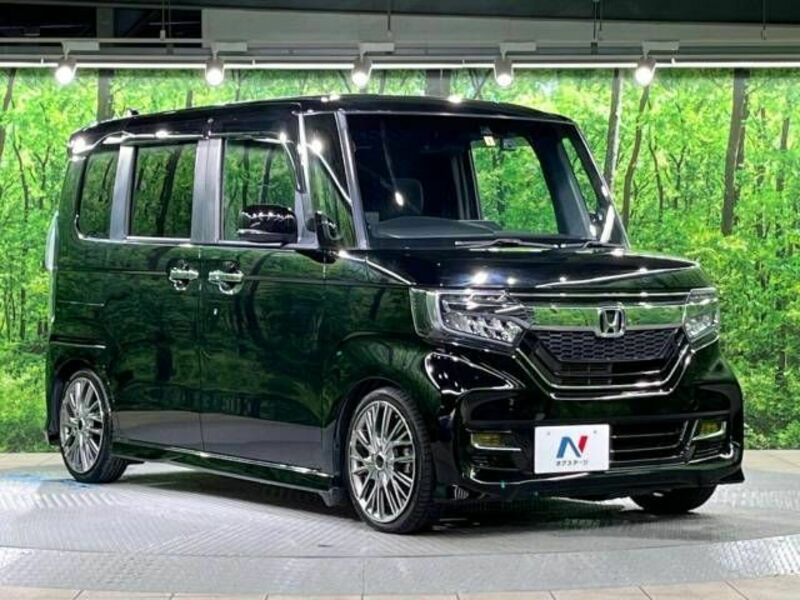 N BOX CUSTOM