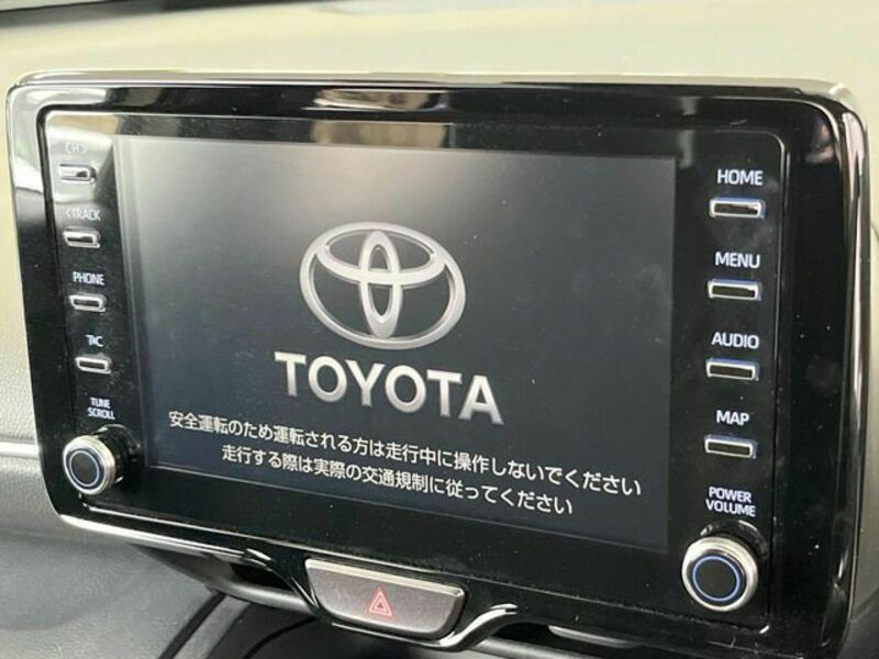 YARIS CROSS