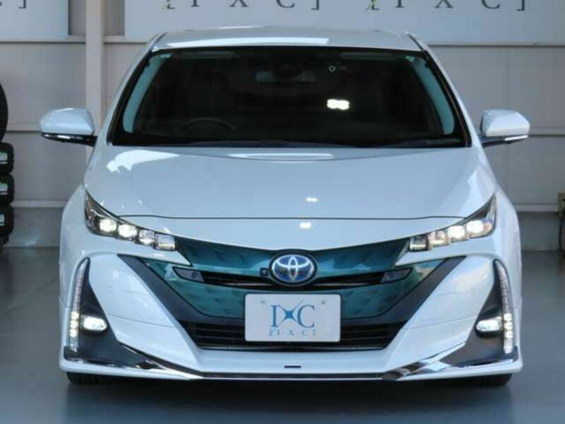 PRIUS PHV