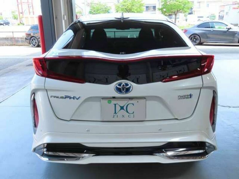 PRIUS PHV
