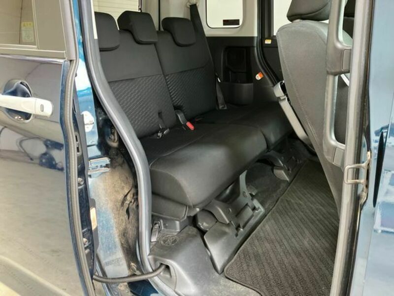 ROOMY