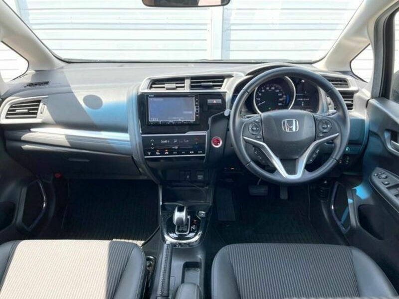 FIT HYBRID