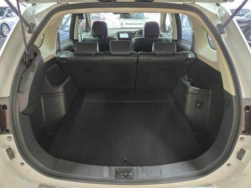 OUTLANDER PHEV