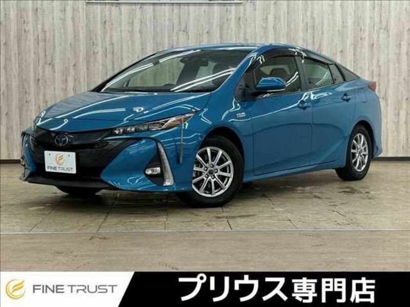 TOYOTA PRIUS PHV