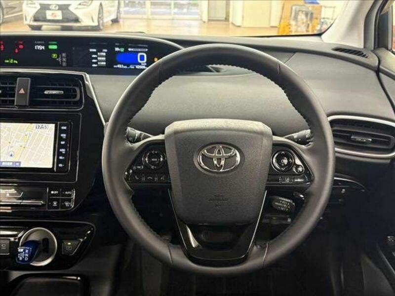 PRIUS PHV