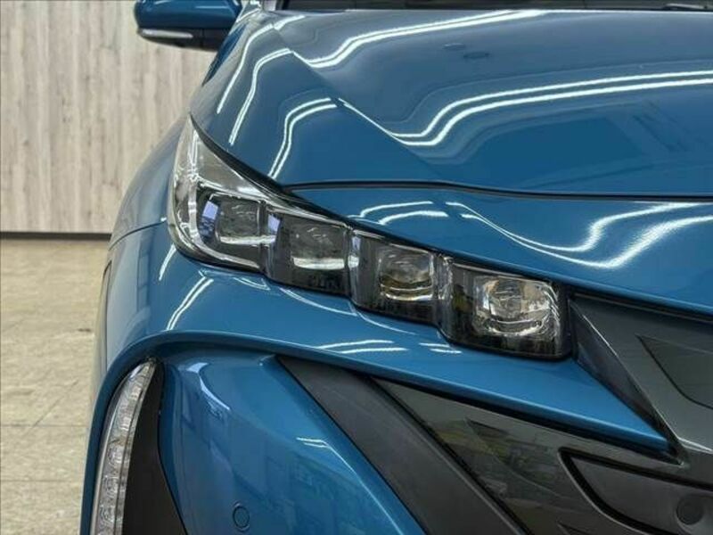 PRIUS PHV