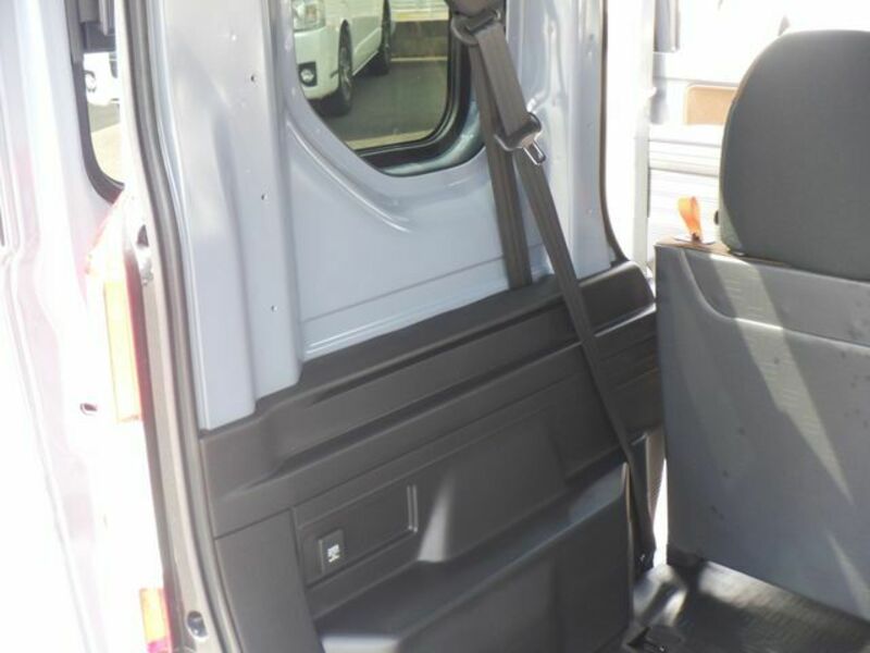 N-VAN