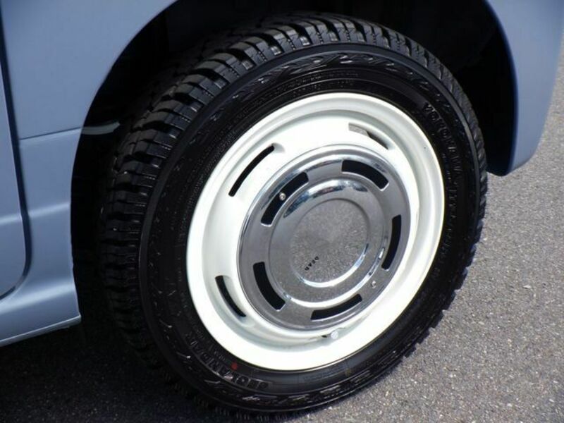 N-VAN