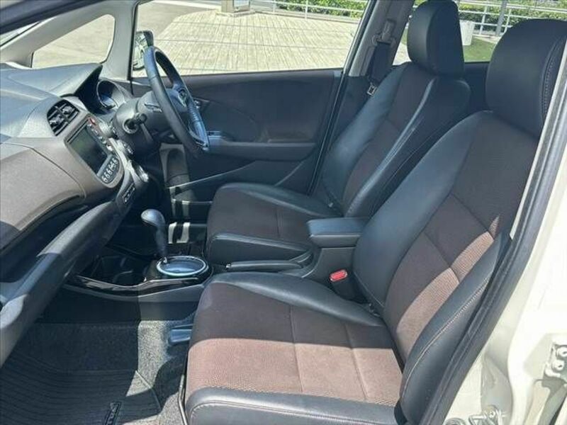 FIT SHUTTLE