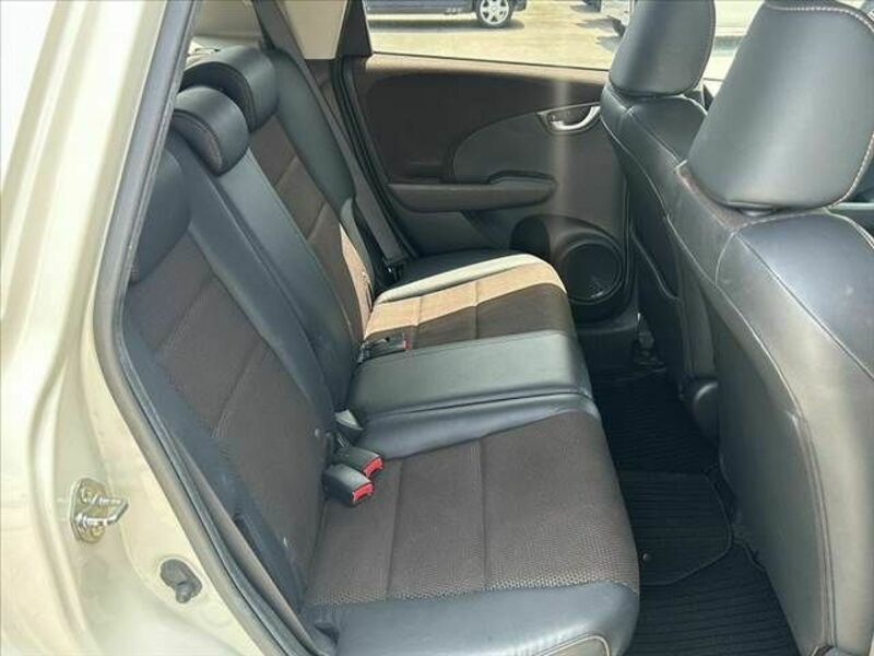 FIT SHUTTLE