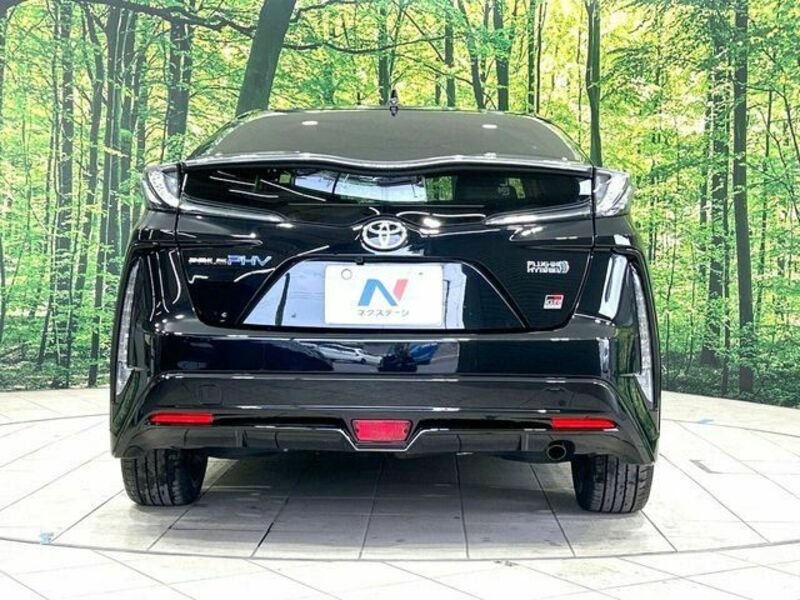 PRIUS PHV