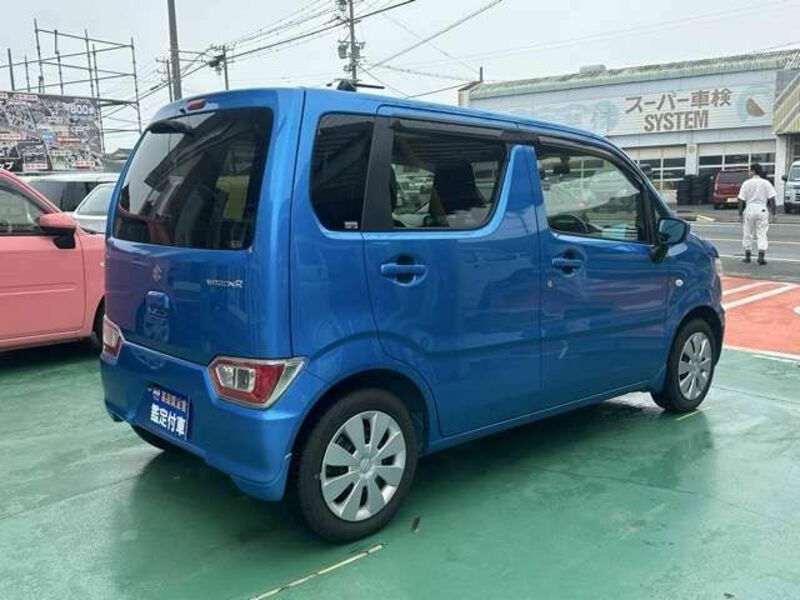 WAGON R