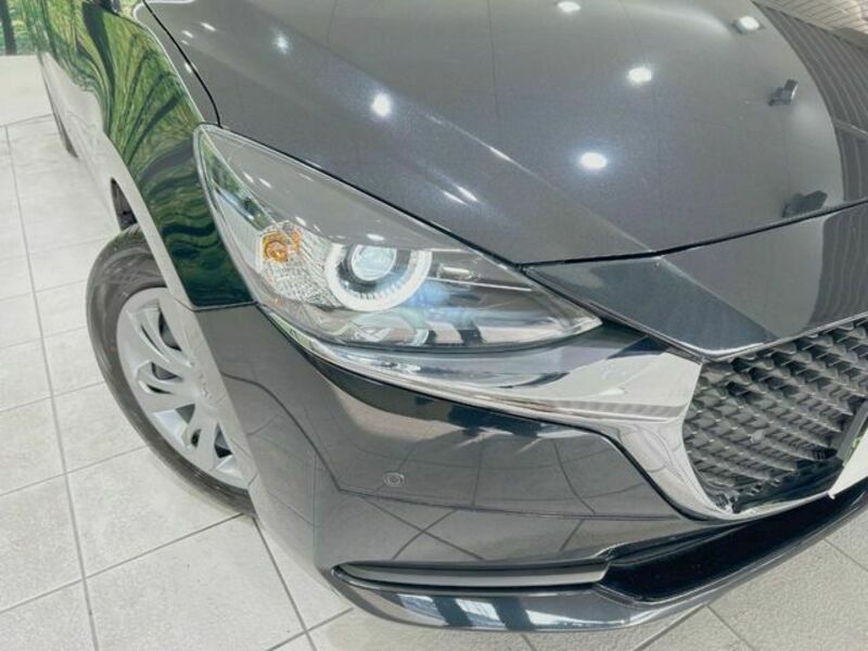 MAZDA2