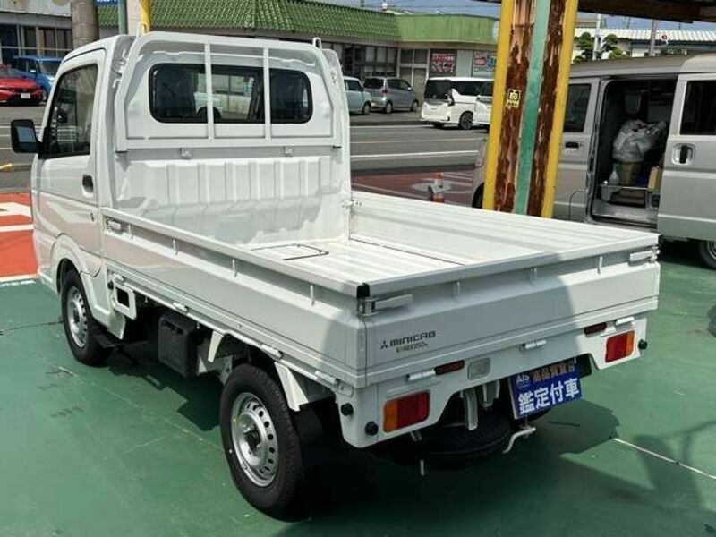 MINICAB TRUCK