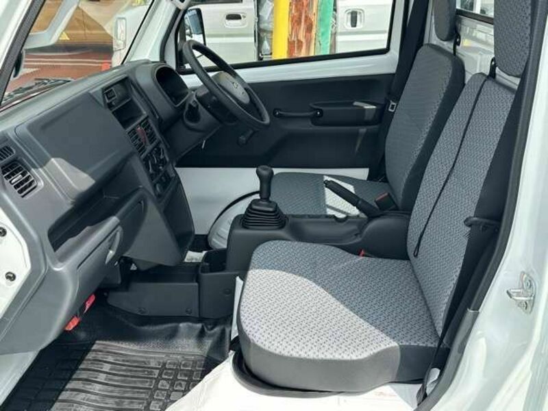 MINICAB TRUCK