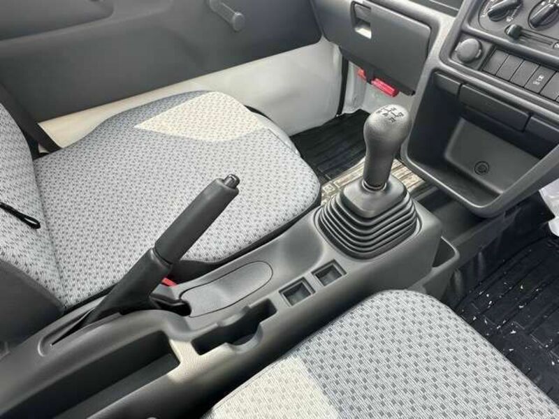 MINICAB TRUCK