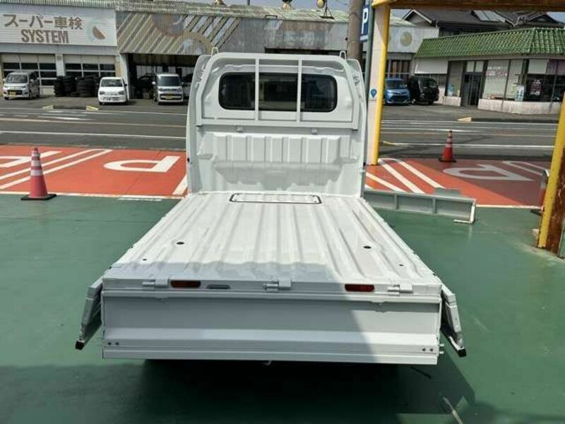 MINICAB TRUCK