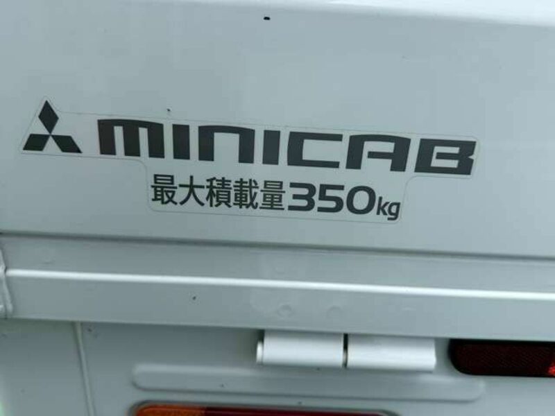 MINICAB TRUCK