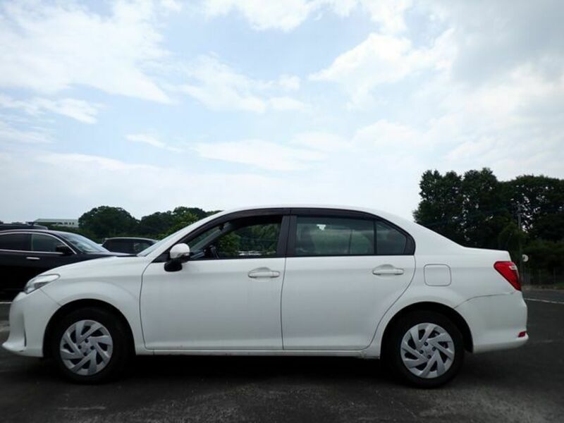 COROLLA AXIO