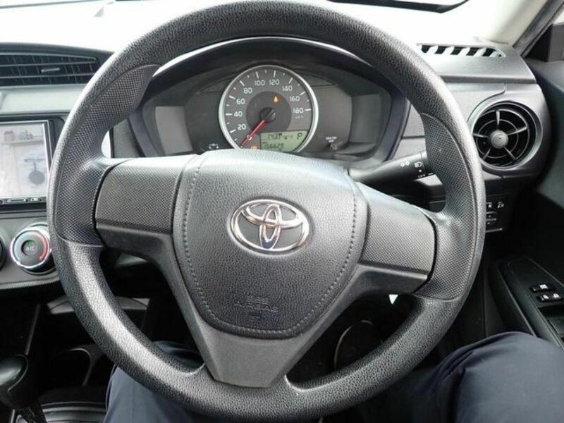 COROLLA AXIO
