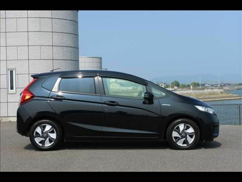 FIT HYBRID