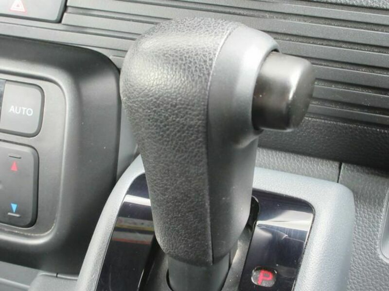N-VAN