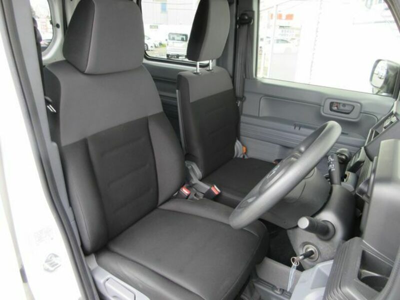 N-VAN