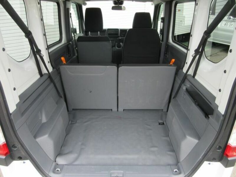 N-VAN